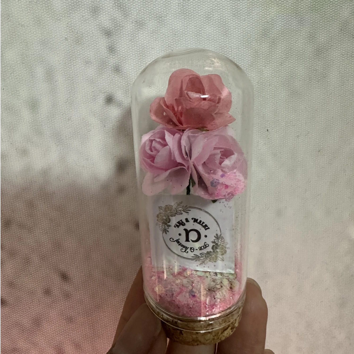 

Массовые сувениры с розовым куполом для гостей, свадебные сувениры, персонализированные подарки для вечеринок, сувениры на заказ «Красавица и чудовище», холостянец