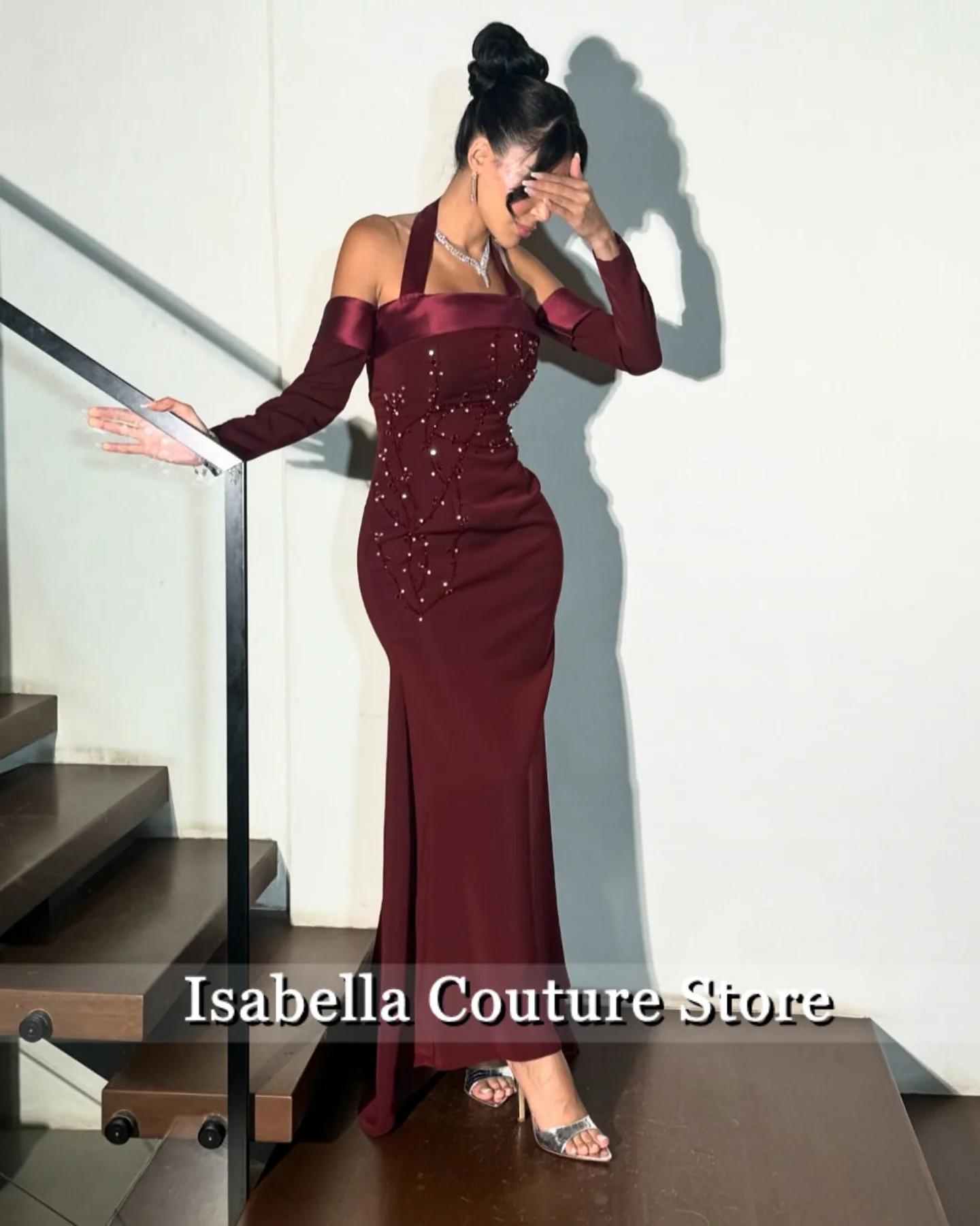 

Wine Red Halter Long Sleeves Saudi Arabia Luxury Evening Dresses 2025 Beaded Wedding Dress فساتين سهرة Long Prom Gown Customized