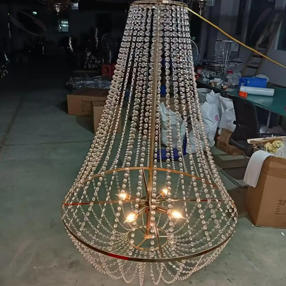 

FSDKX Gold Chandelier Modern Chandelier Lights for Wedding Event Decoration Metal Chandelier Stand