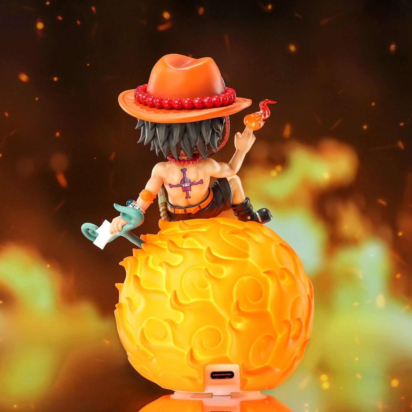 

One Piece Devil Fruit Night Light Luffy Ace Robin Chopper Yamato LED Bedside Decoration Lamp Anime Collectible Fans Toy Gift
