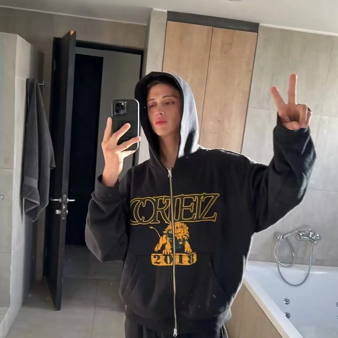 

American Sle Streetwear Hoodie Jaet with Zipper And Lion Print Matching Sweatpants Men's Casual Comfortable Cotton Set