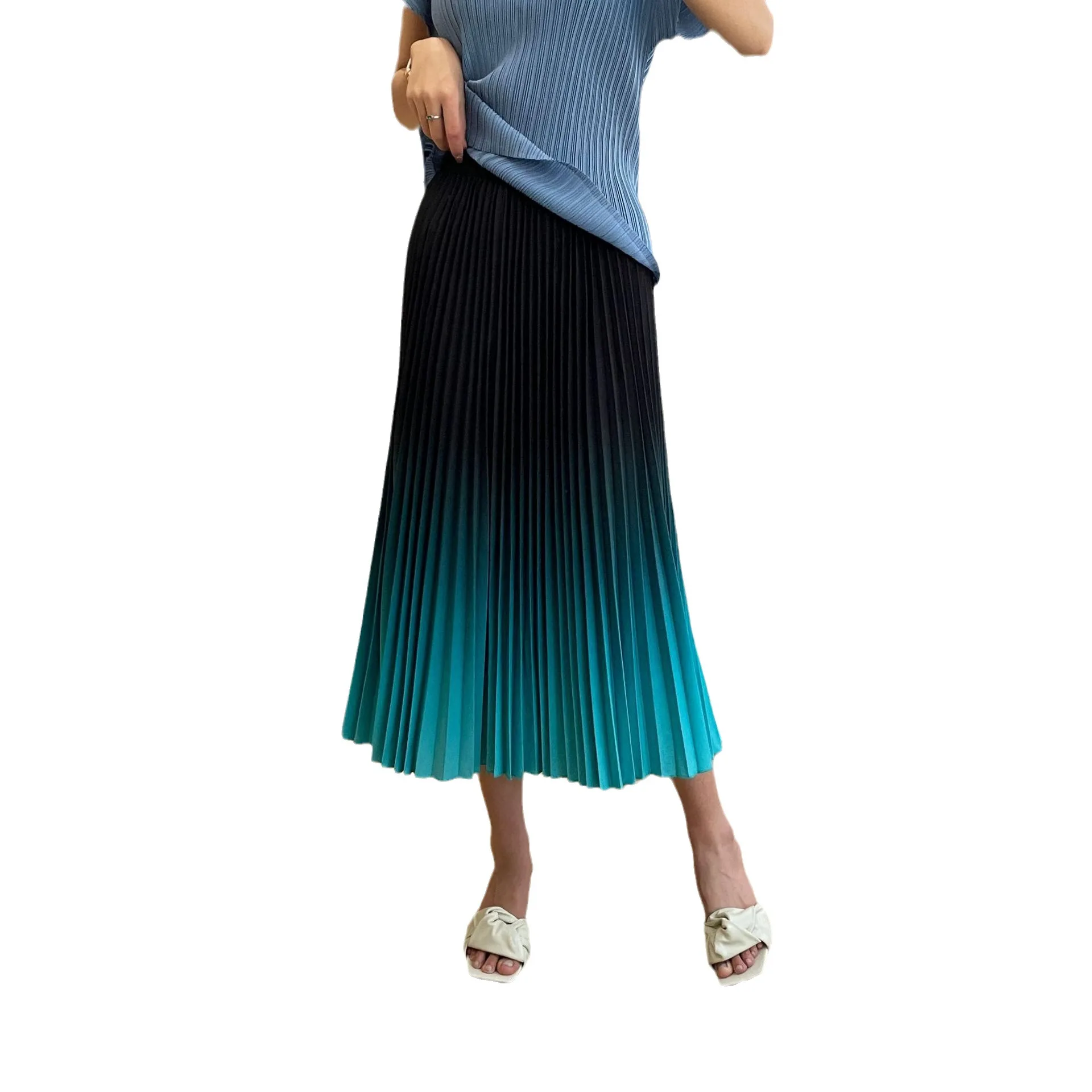 Miyake Autumn New Skirt Temperament Versatile Fashion Women's Clothing Thin Folds Gradual Change Color Pleated Skirt Women