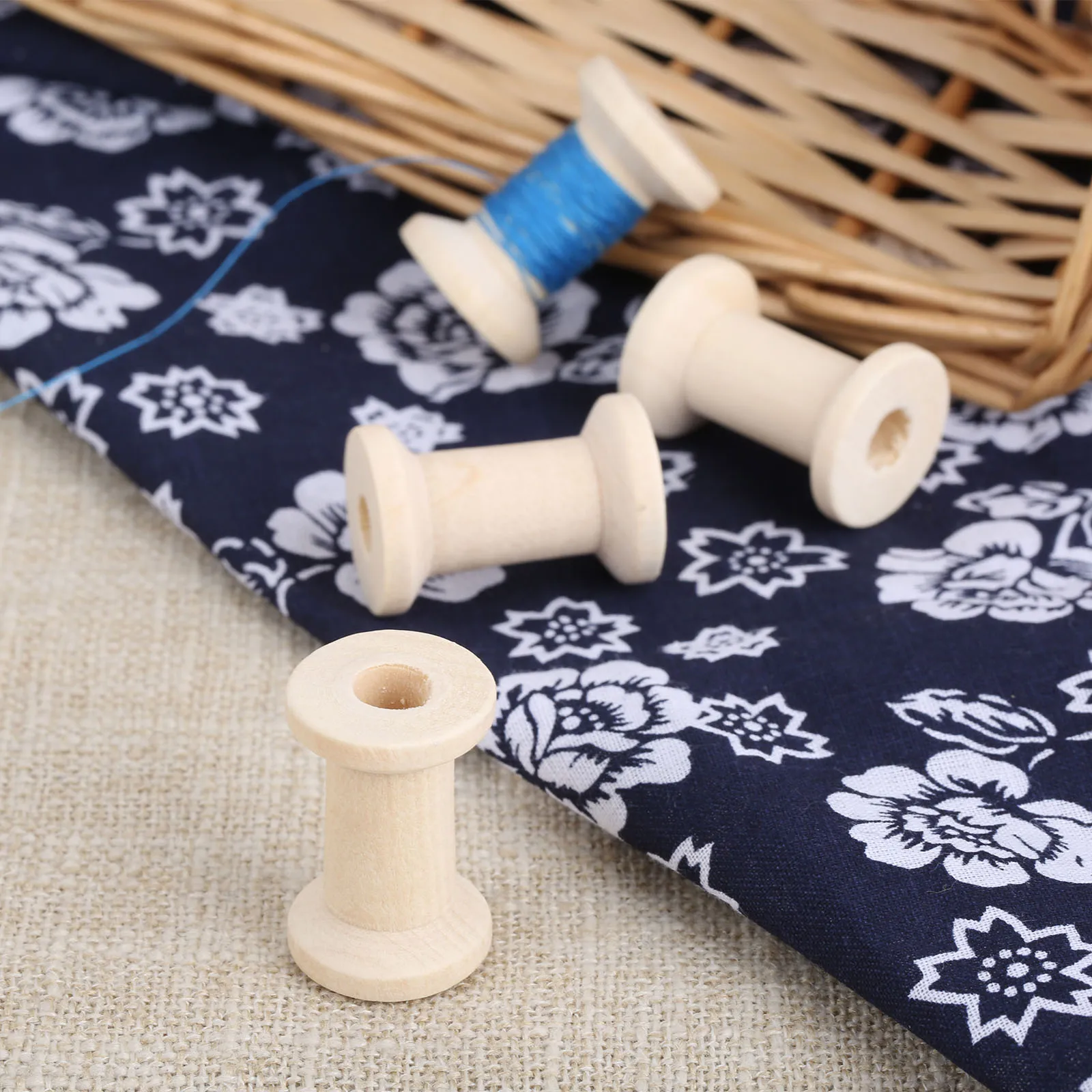 10Pcs Sewing Wooden Bobbins Spools Reels Vintage Style  For Sewing Ribbons Twine Wood Crafts Tools Thread Wire Tools