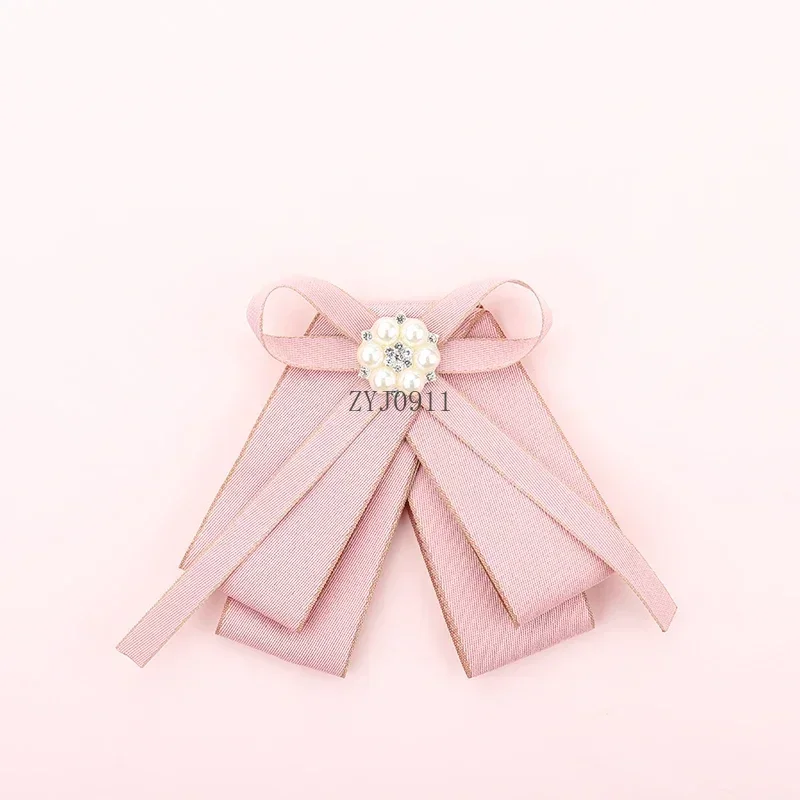 * Spille con papillon britanniche Camicia da donna alla moda in stile college retrò Uniforme con colletto di perle dolci Papillon con fiori Regalo di gioielli femminili