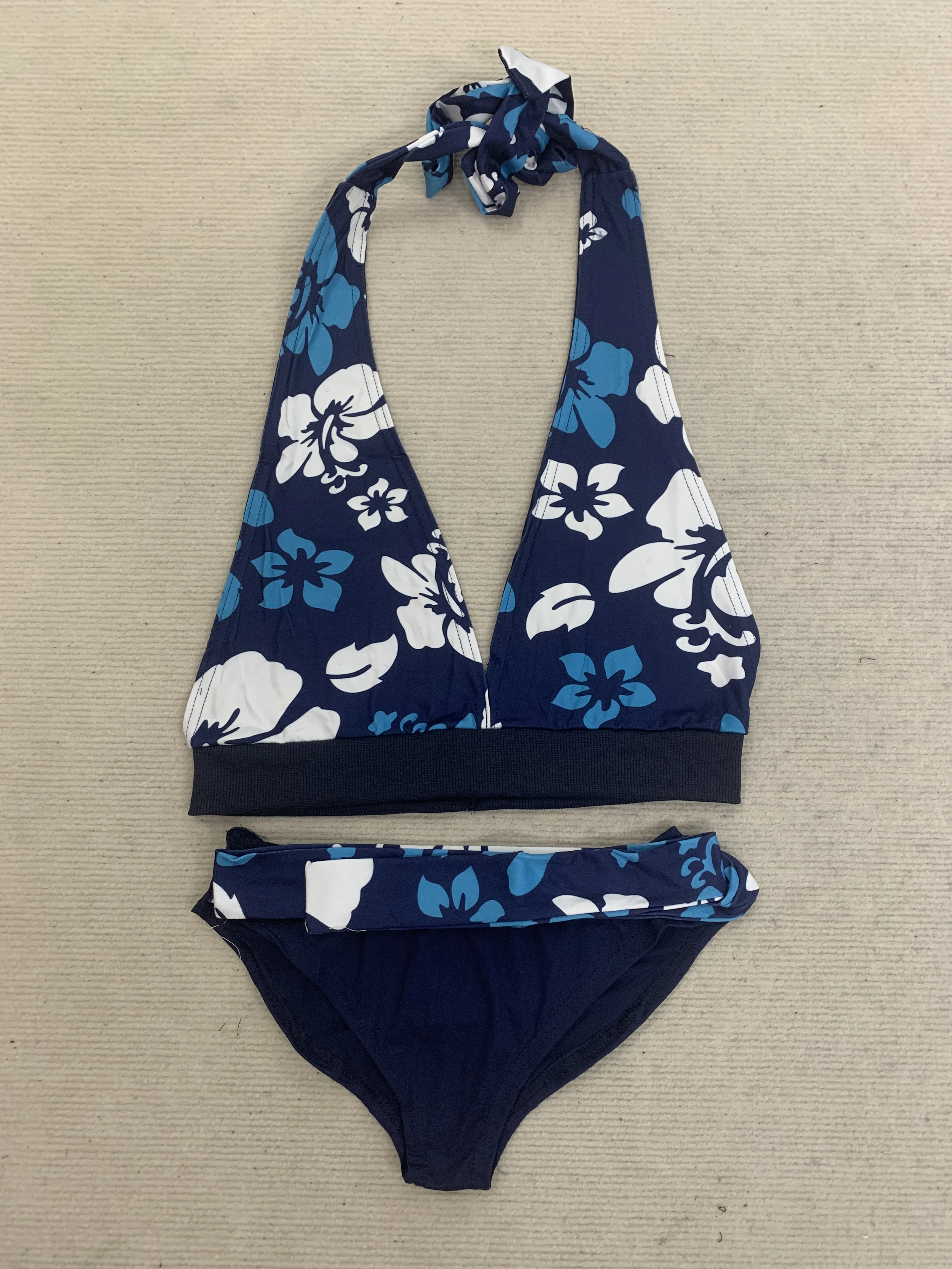 

Женский комплект бикини в отпускном стиле, состоящий из двух частей, с подвесным воротником, сексуальный, модный, универсальный, подходит для повседневного ношения