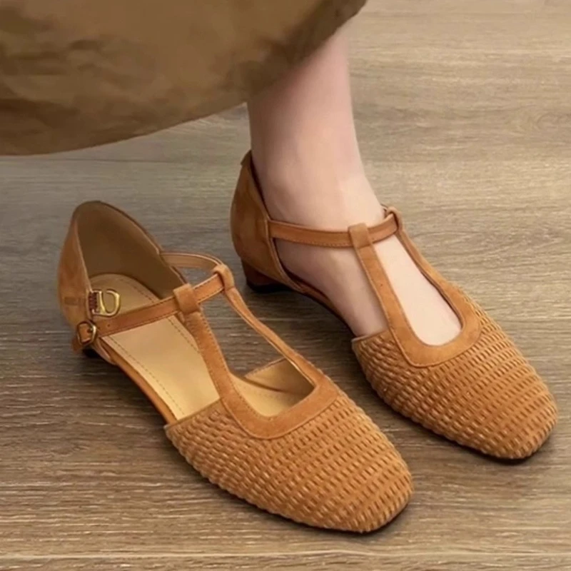 

Ретро-сандалии женские плетеные в римском стиле, новинка 2026 года, летние, для улицы, с вырезами, на толстом каблуке, с закрытым носком