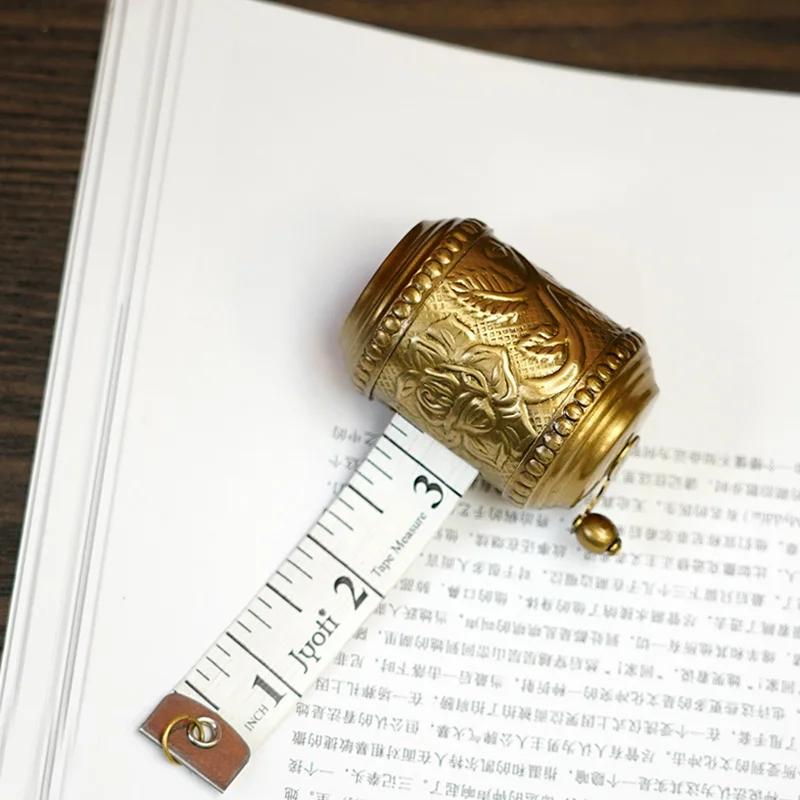 150cm Brass Relief Flower Hand-Cranked Small Leather Tape Measure Retro Handmade Metal Craft Ornament