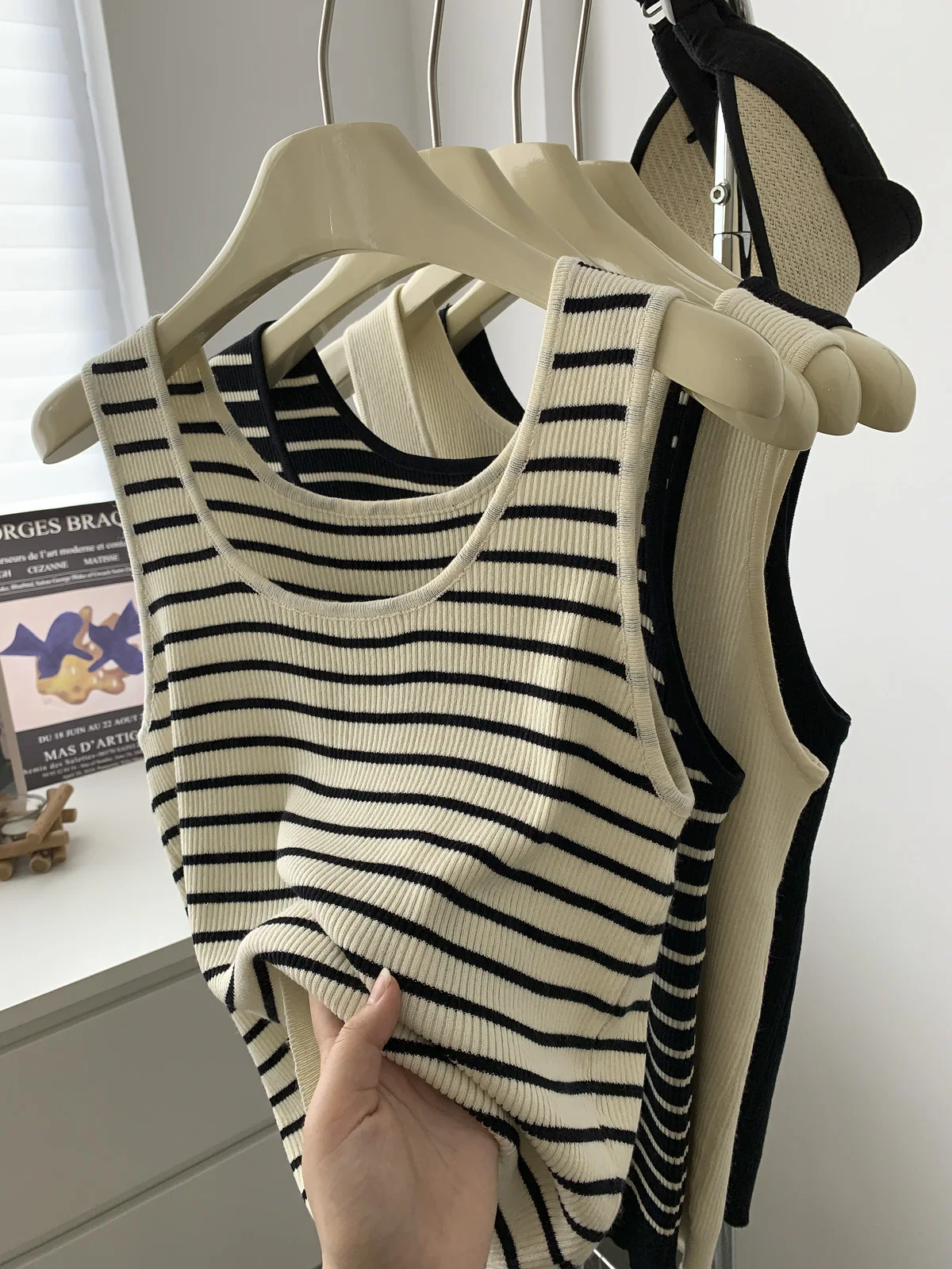 

plus Size 300 Pou Striped U-Ne Vest Women Summer Outerwear Svel Knitted Csole Meat Conceal Thinming