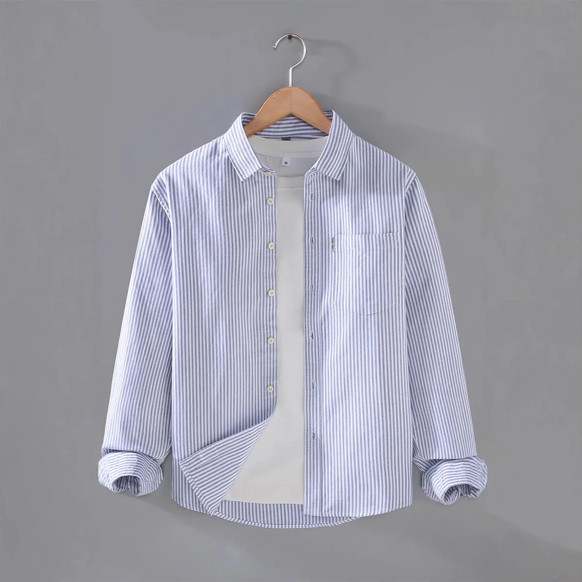 

Весна-лето Новые мужские рубашки с длинным рукавом Японские рубашки в полоску в стиле ретро Мужские повседневные рубашки из 100% хлопка с лацканами и карманами Простые топы