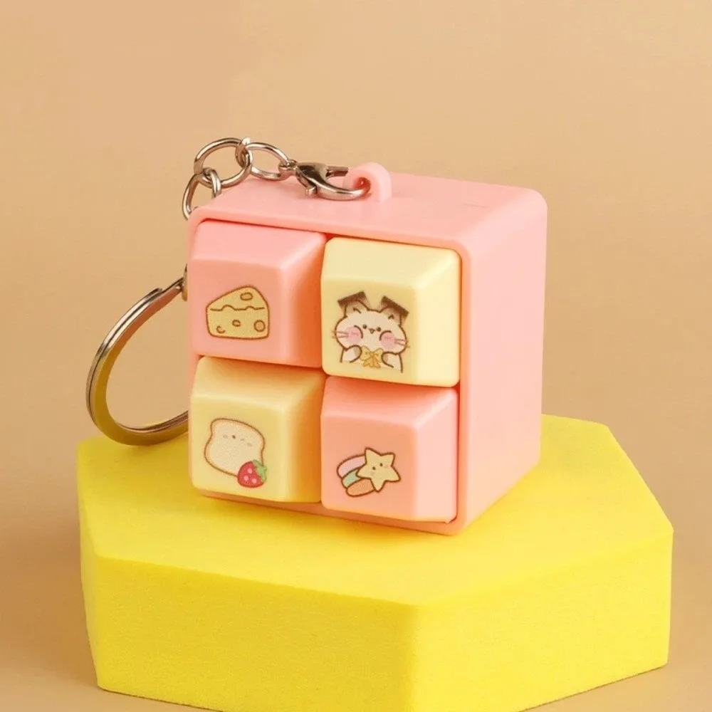 Cute 4 Button Keyboard Fidget Keychain Portable Sounding Clicker Pendant Glowing Relaxing Stress Relief Keyring Stress Relief