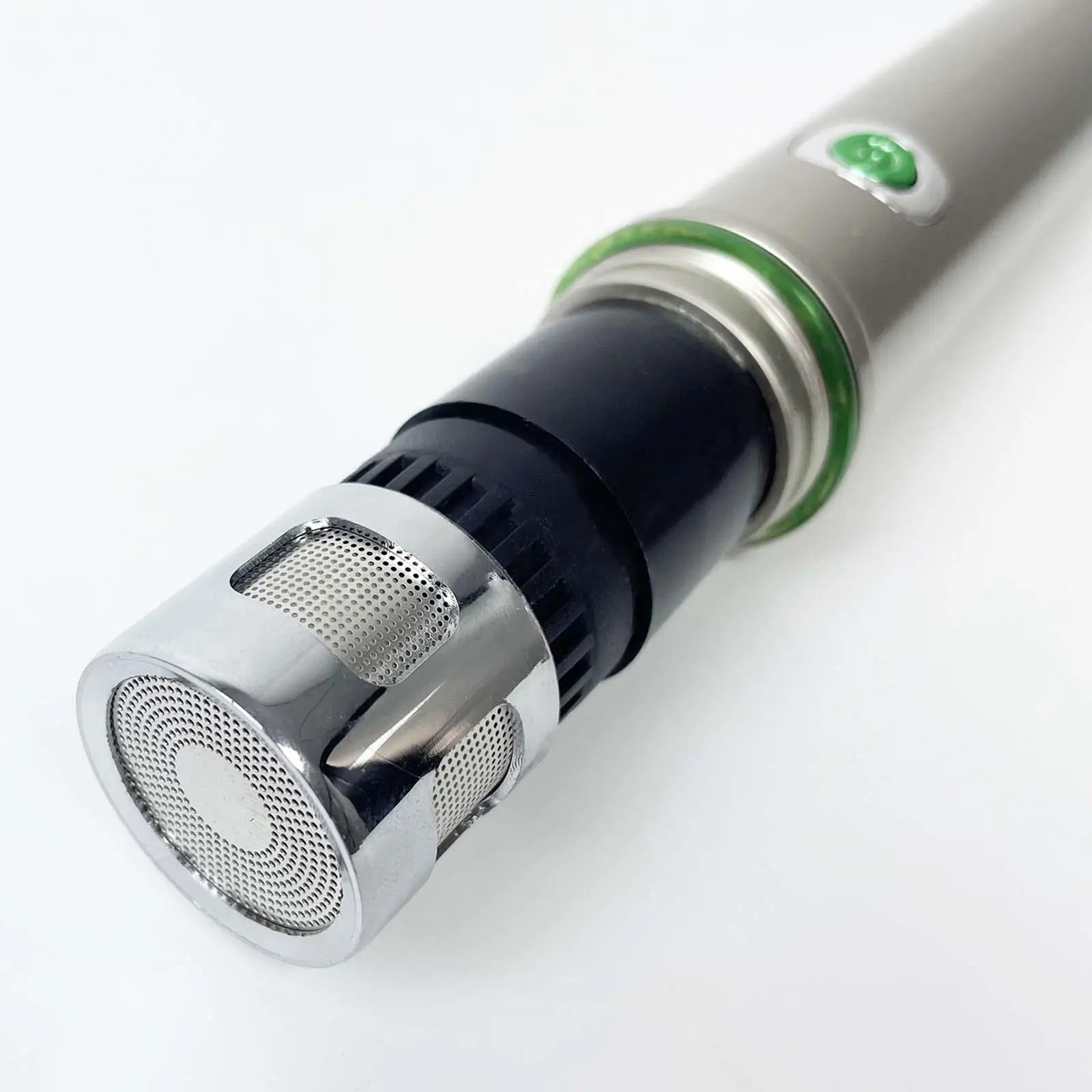 Professional Dynamic Vocal Microphone Wired Handheld Metal Mic 5m Cable Noise Reduction Anti Whistling High Sensitivity for