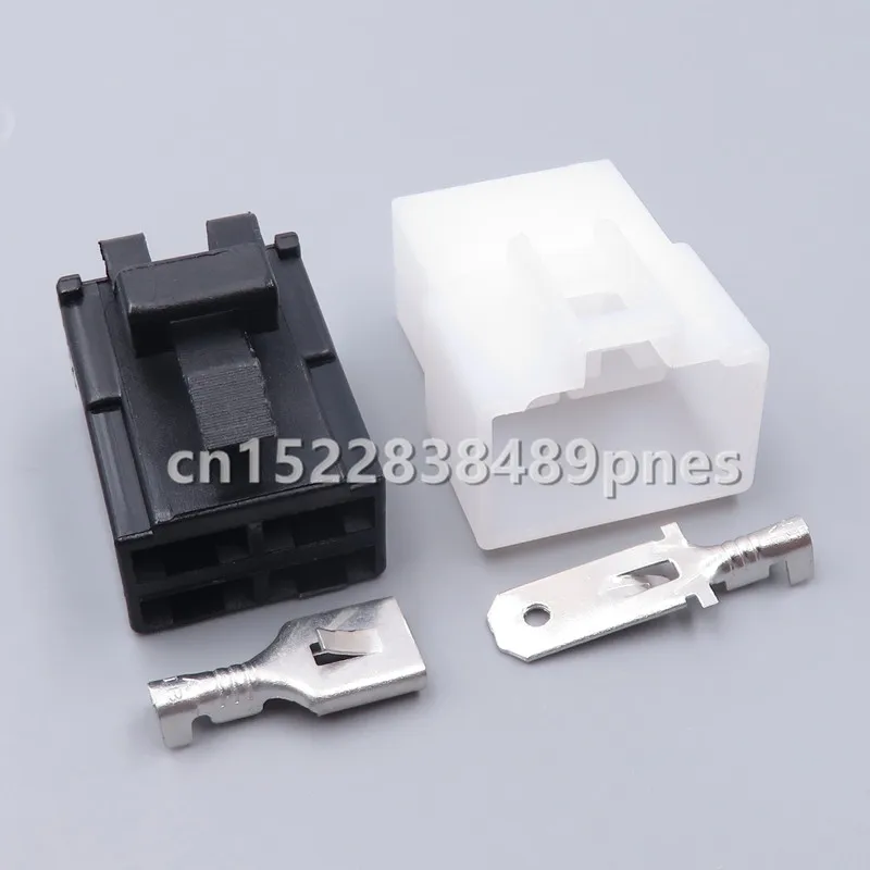 

4 Pole 7122-2446 Automotive High Current Large Power Electrical Socket Auto Wiring Connector 7123-2446