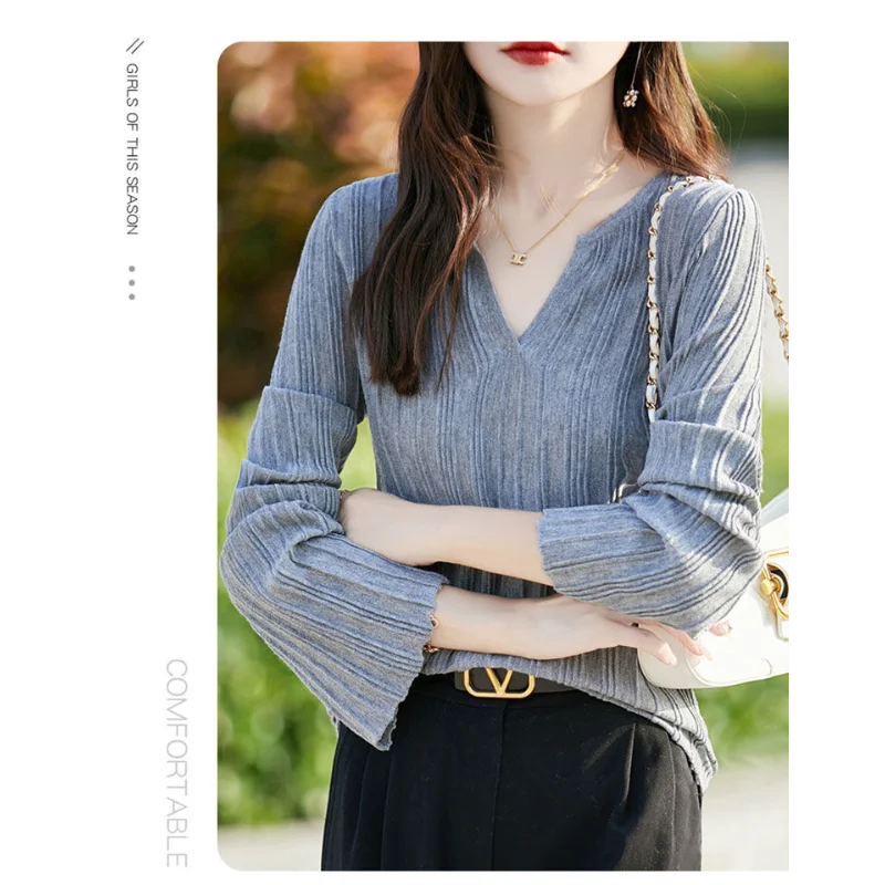 おしゃれなベースカジュアルで万能なルーズトランペット型の新作長袖セータートップス