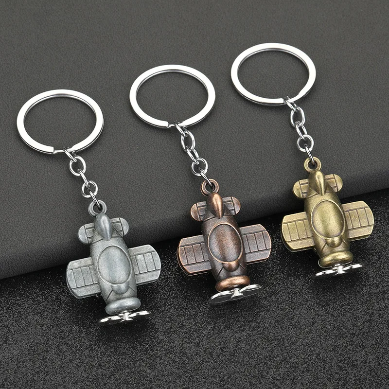 Creative Game Tank Model Keychain Vintage Metal Aircraft Helicopter Warplane Keyring Backpack Pendant Aviation Enthusiast Gift