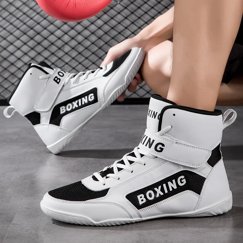 High Quality Professional Boxing Boots Men Hook&Loop Design Men Wrestling Shoes Anti-slip Wear-resistant Men Black Boxing Shoes