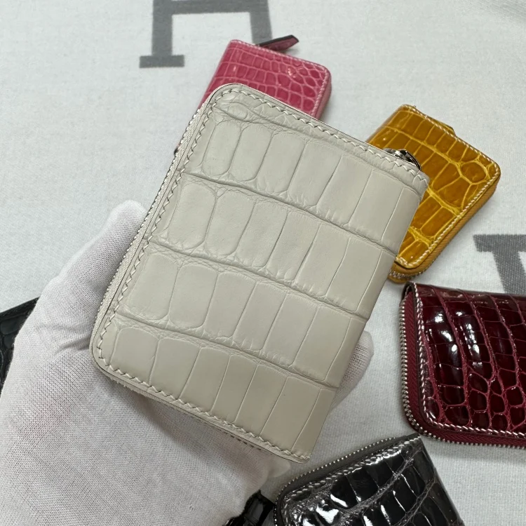2024 New Designer Hand Sewn Wax American Crocodile Belly Wallet With Multiple Card Slots Genuine Leather Lady Zero Wallet 45
