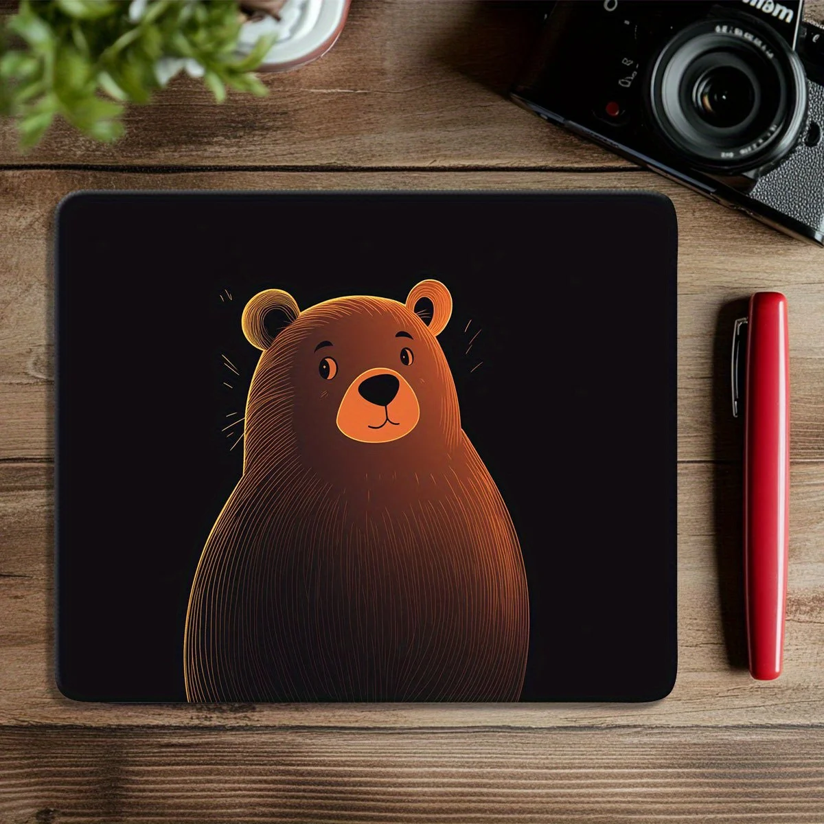 

The cute cartoon bear design mouse pad, anti-slip rubber base and washable desk mat are suitable for offices and gamers