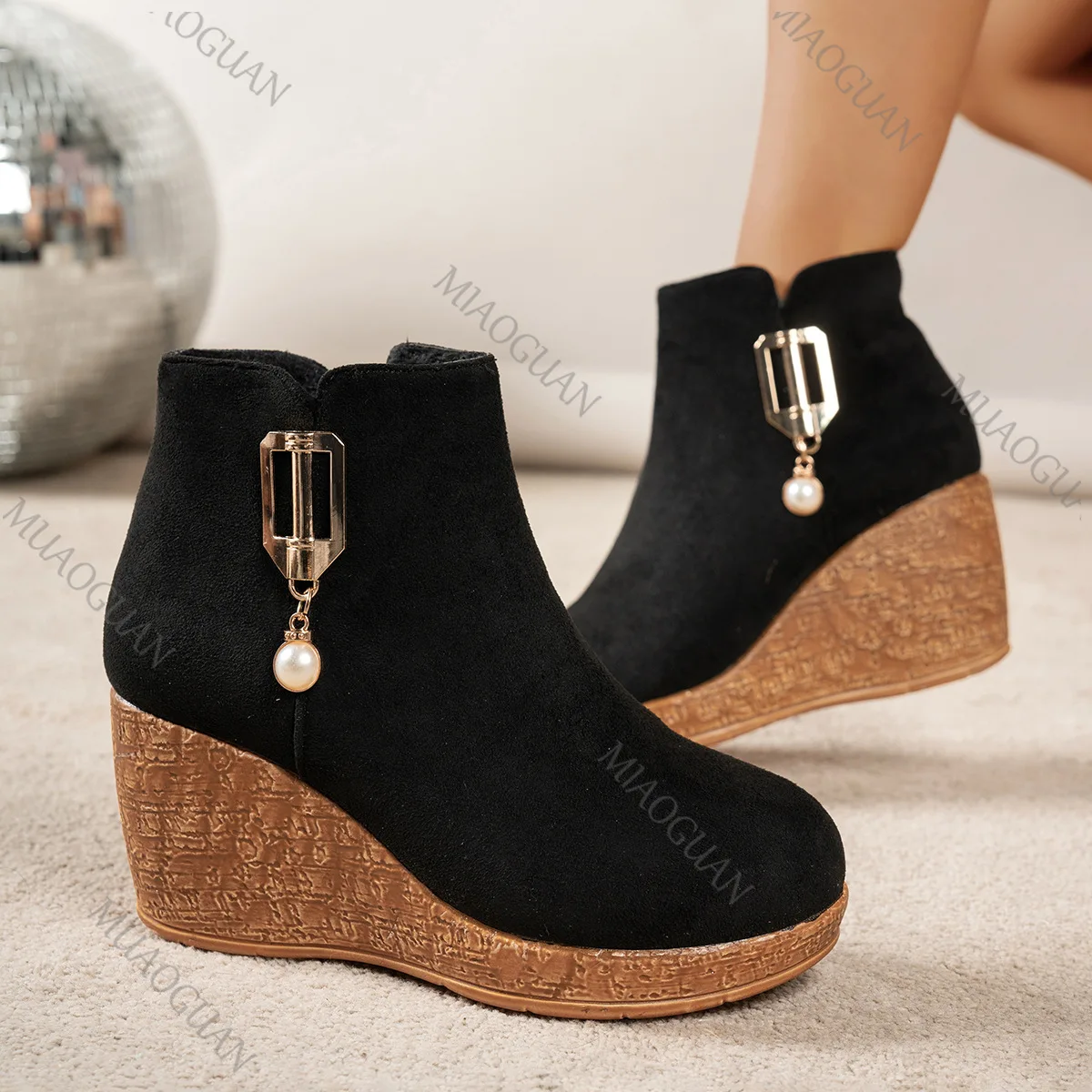 

Short Boots Suede Leather Autumn Winter New Side Zipper Wedges Fashion Women Shoes Casual Black Platform High Heels Ankle Boots