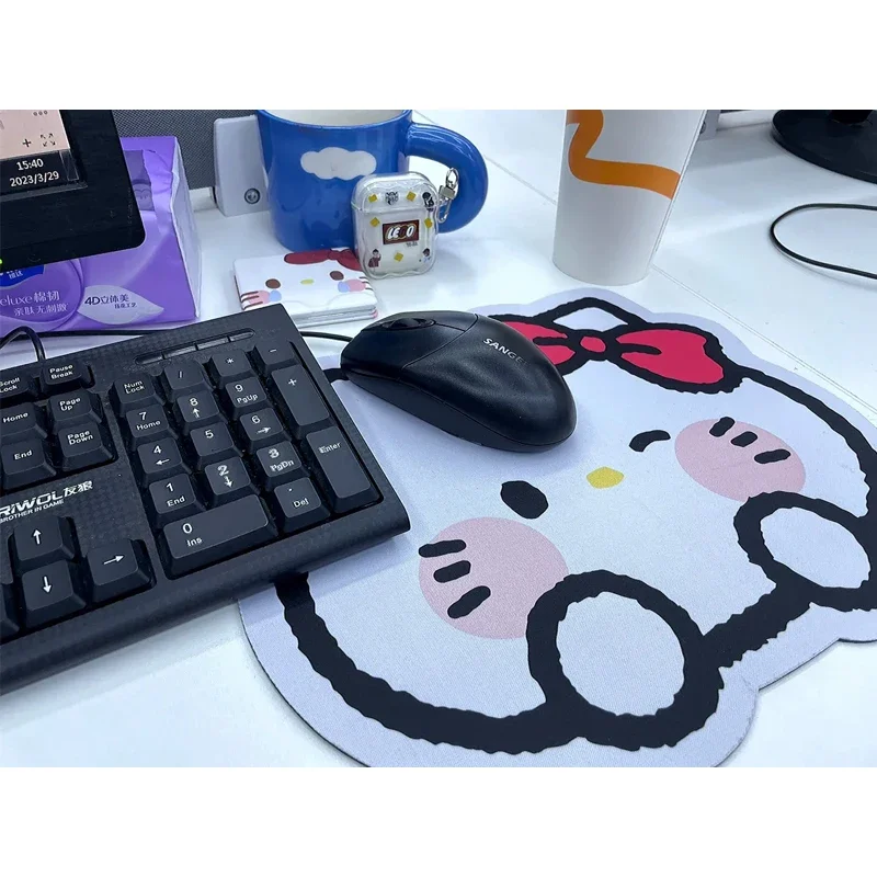 Sanrio Hello Kitty Cute Cartoon Mouse Pad Notebook Rubber Pad Keyboard Protection Desk Mat Office Desktop Non-slip Mouse Pad