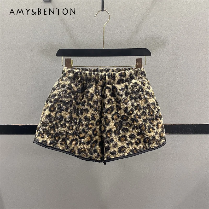 

American Retro Lamb Wool Leopard Print Women's Pants Autumn Winter Elastic Waist Slimming Hot Girl A-Line Wide-Leg Shorts Ladies