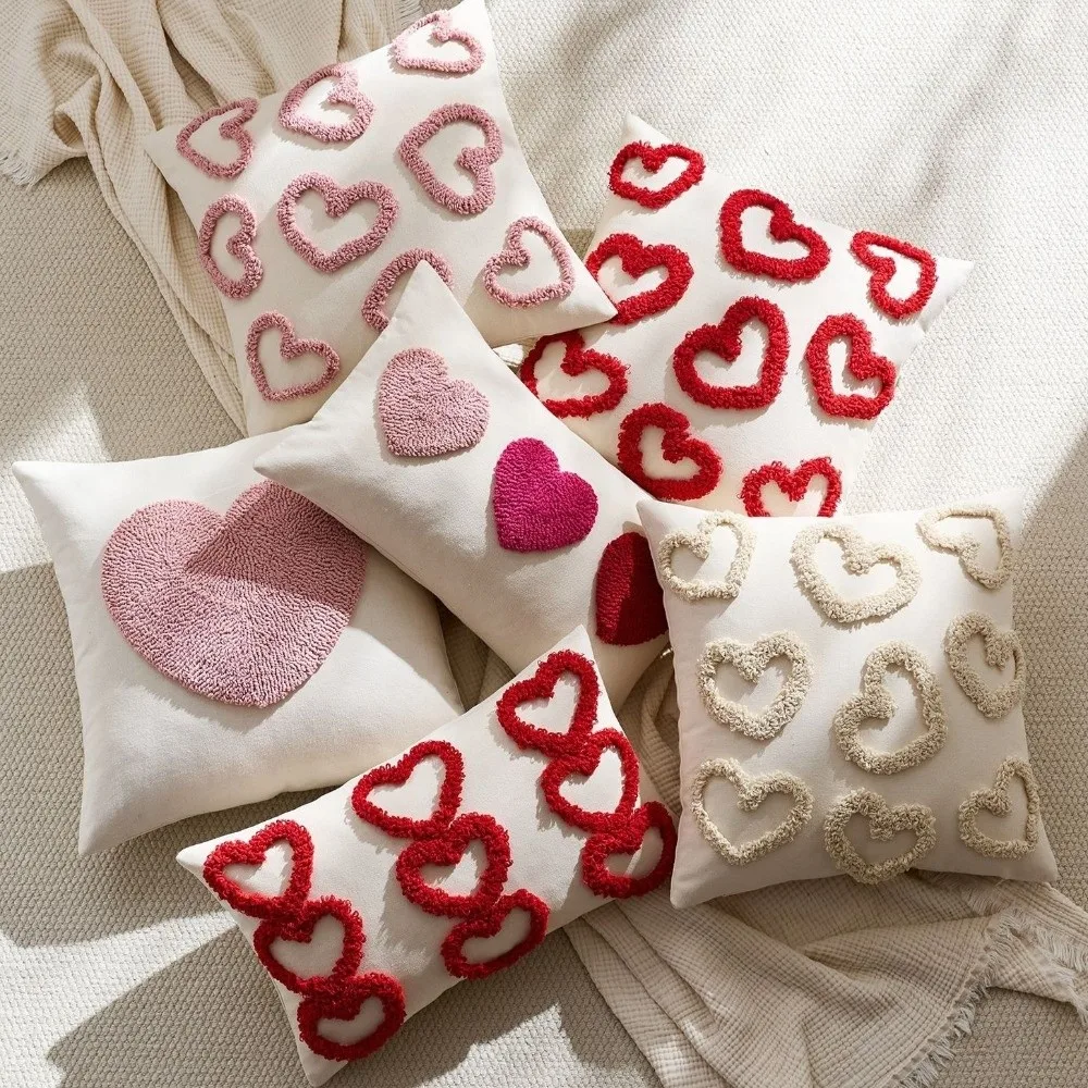 

Romantic Valentine Heart Pattern Pillowcase Velvet Embroidery Throw Pillow Cover Minimalist Hidden Zipper Plush Pillow Cover