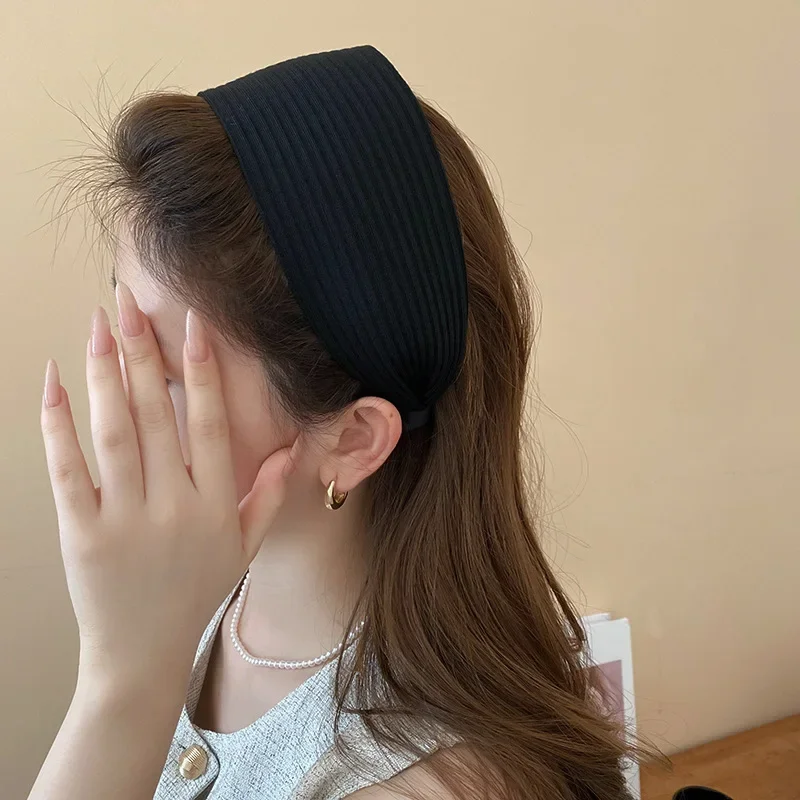 Einfarbiges Breites Stirnband mit Streifenmuster, Französischer Stil, Elegantes Haaraccessoire, Beliebter Internet-Celebrity-Look – Detail 11