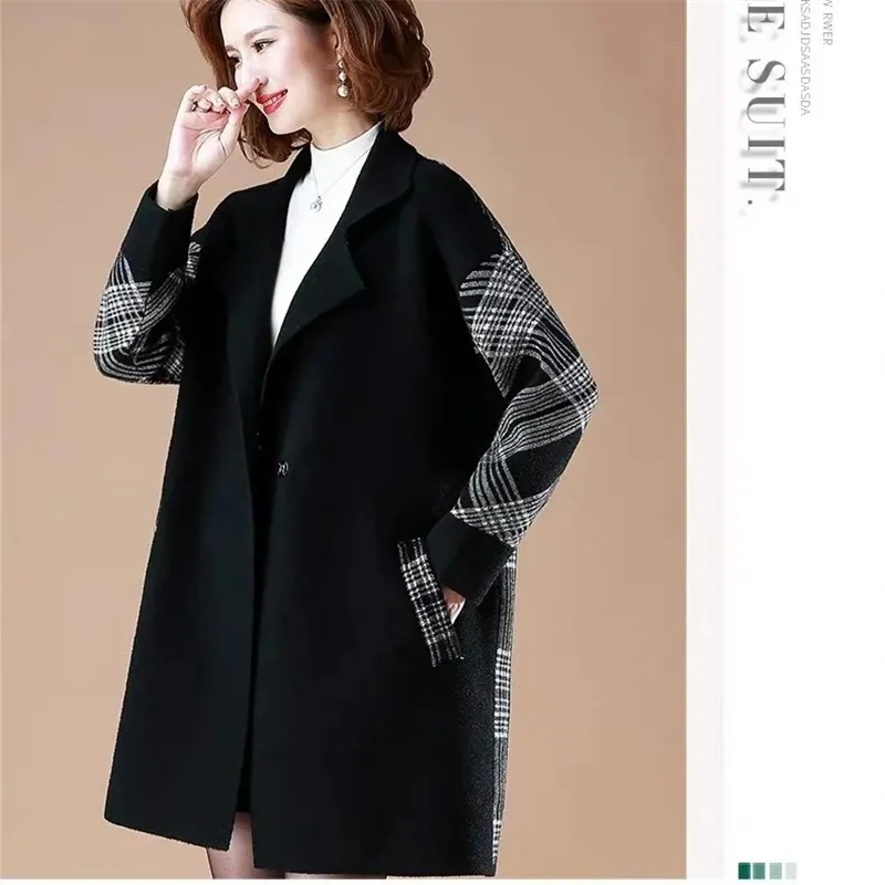 

High end Middle-aged Elderly Female 2023 Spring and Autumn New Western Style Outerwear Middle aged Women Fashionable Plaid Coat