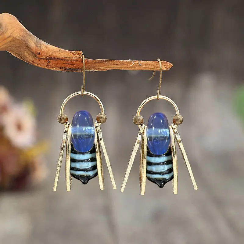 Creative Retro Multi-color Resin Bee Earrings For Women Vintage Alloy Crystal Insect Pendant Earrings Casual Party Accessories
