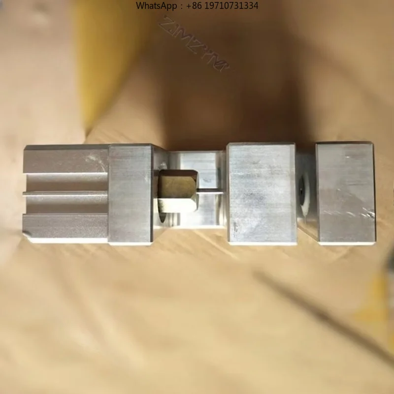 2-10MM Round Hole Pneumatic Puncher Plastic Bag Punch Machine Material Passing Width 150Mm Packaging PP Film PE Punching Machine