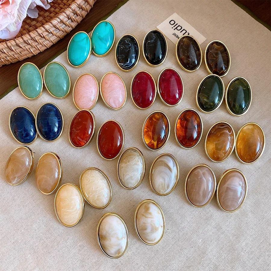 Retro Style Marbled Resin Earrings for Women Gold Border Bold and Elegant Temperament Luxury Designer Jewelry