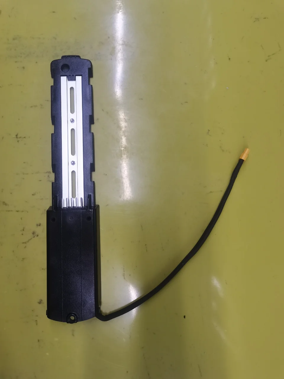 

Mounting Base New Battery Box Mounting Plate 5 PIN Battery Mounting Plate Holder