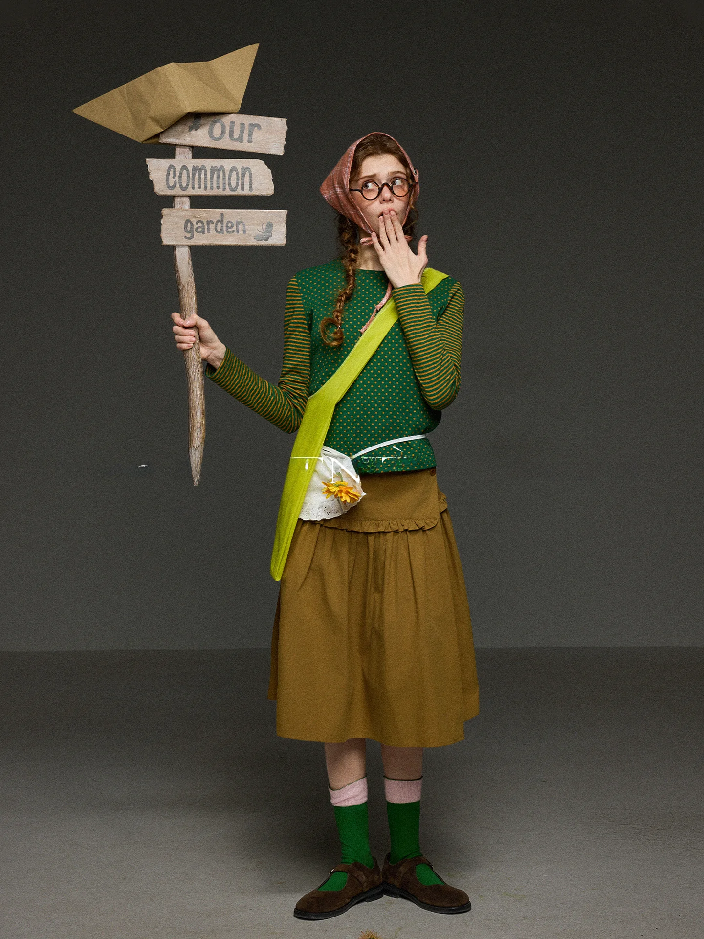 

Женская укороченная футболка с круглым вырезом, длинными рукавами, в стиле ретро, с цветовыми блоками, в горошек и полоску, приталенная, весенняя, повседневная, модная