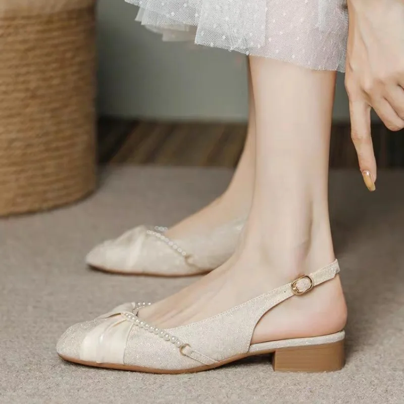 

Туфли Мэри Джейн с прозрачным каблуком и квадратным носком, роскошные сандалии, лето 2024, костюм с неглубоким носком, женский бежевый модный высокий костюм для девочек в стиле ретро