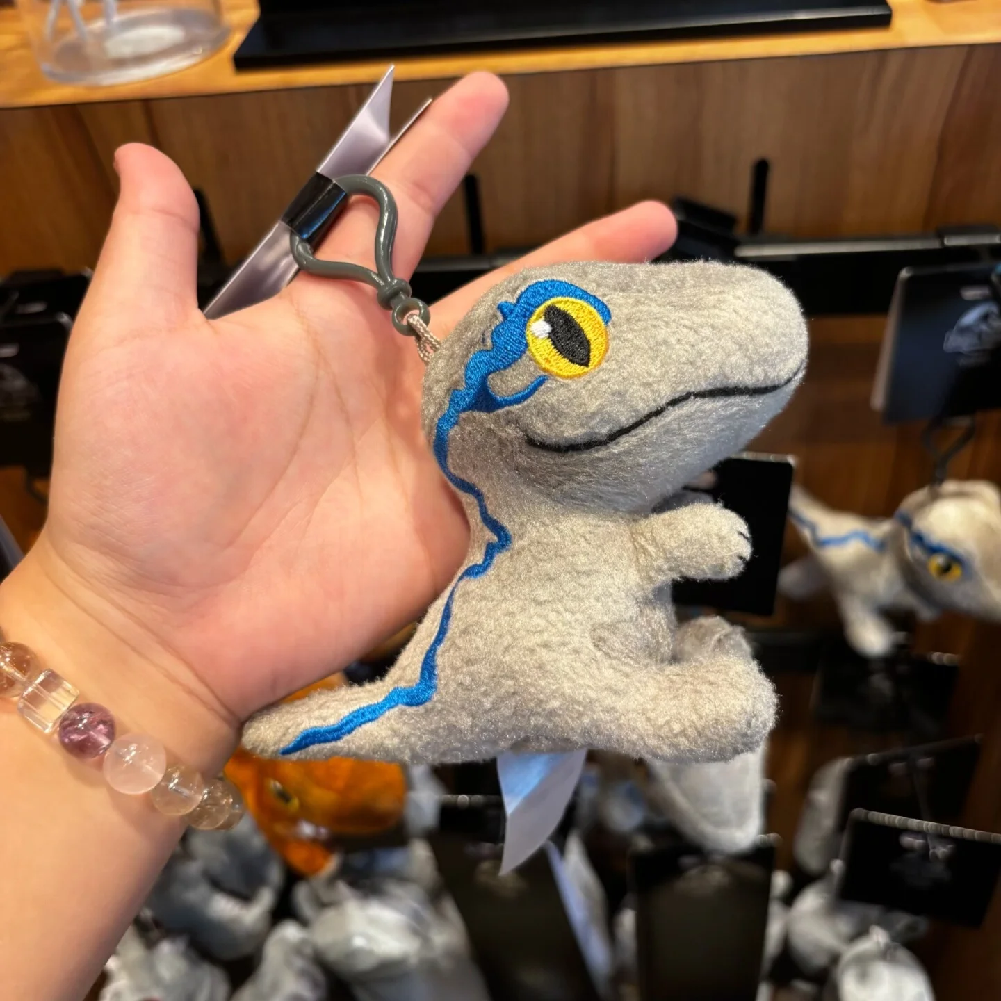 유니버설 스튜디오 쥬라기 공룡 봉제 인형 티라노사우루스 렉스 벨로시랩터 - 열쇠고리 및 백팩 펜던트 선물