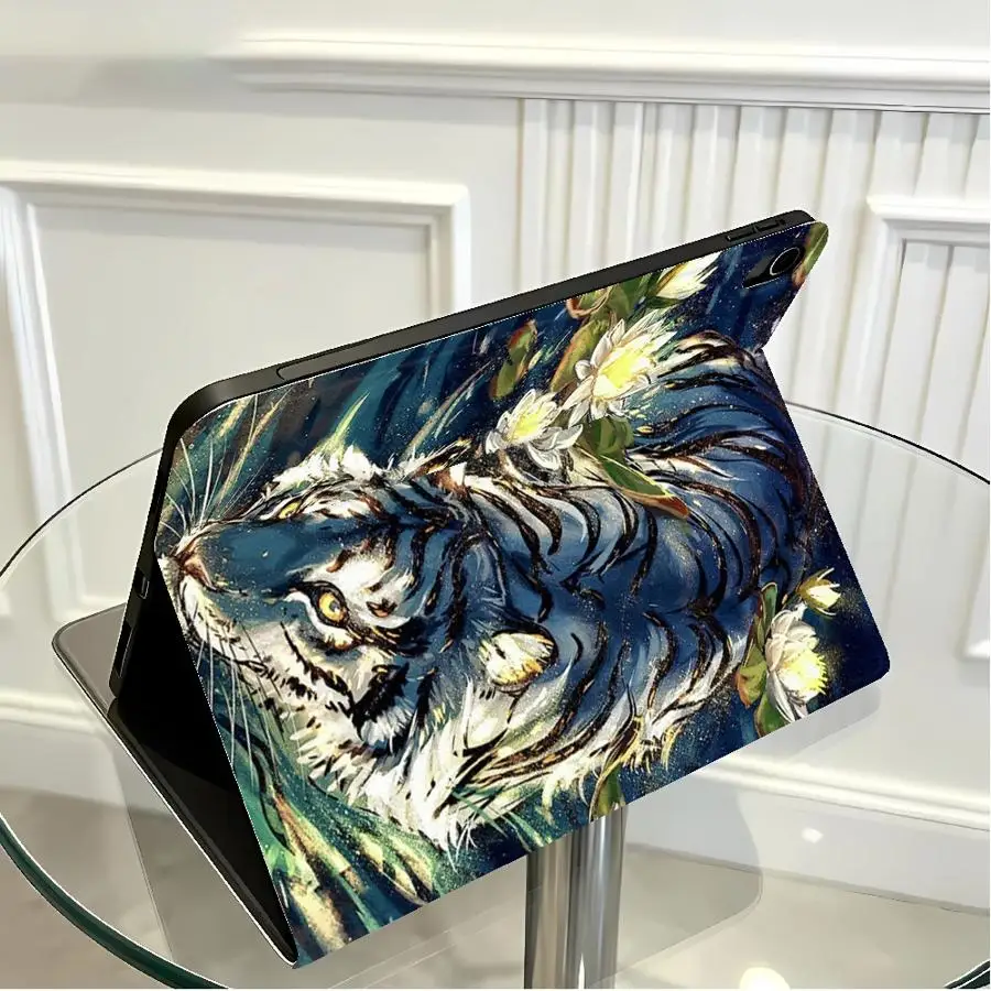 Case for Apple iPad Pro11 13 10th 7/8/9th Air 11 13 M4 M3 M2 A16 2026 With Pencil Holder Air 4/5/6th Vintage Tiger Tapestry