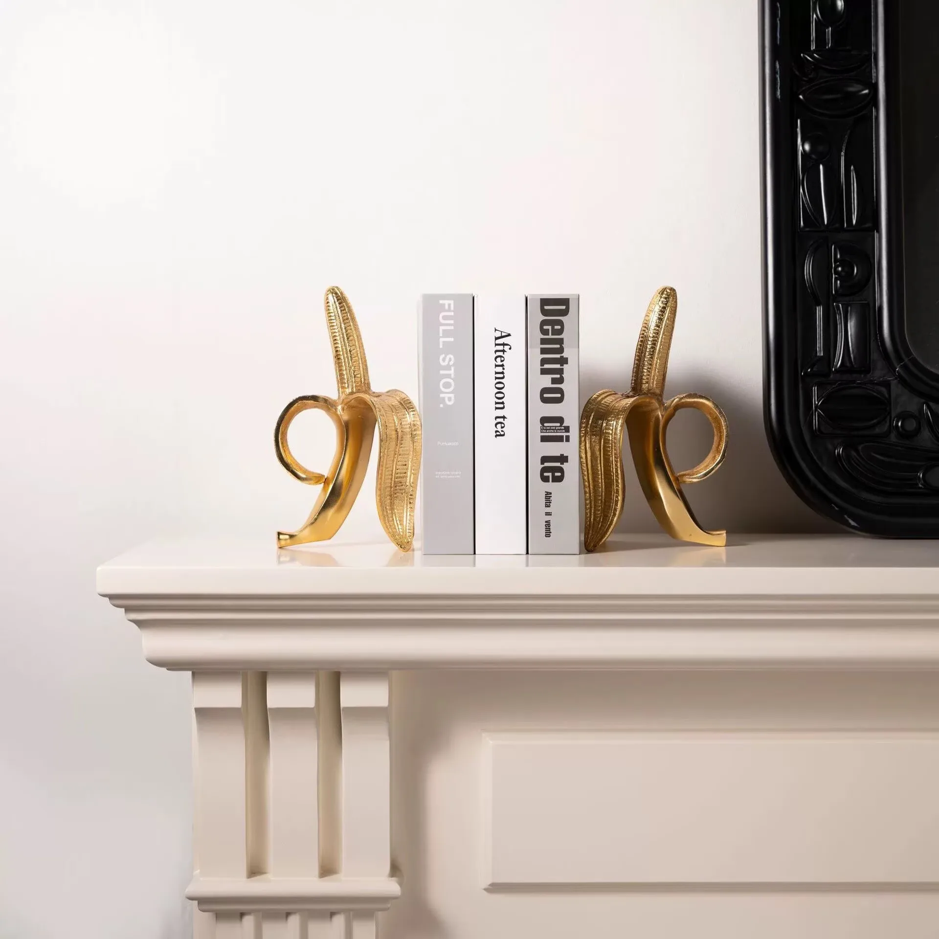 luxury golden banana book stall decoration art crafts creative ornaments furniture exhibition hall desktop decoration accessorie