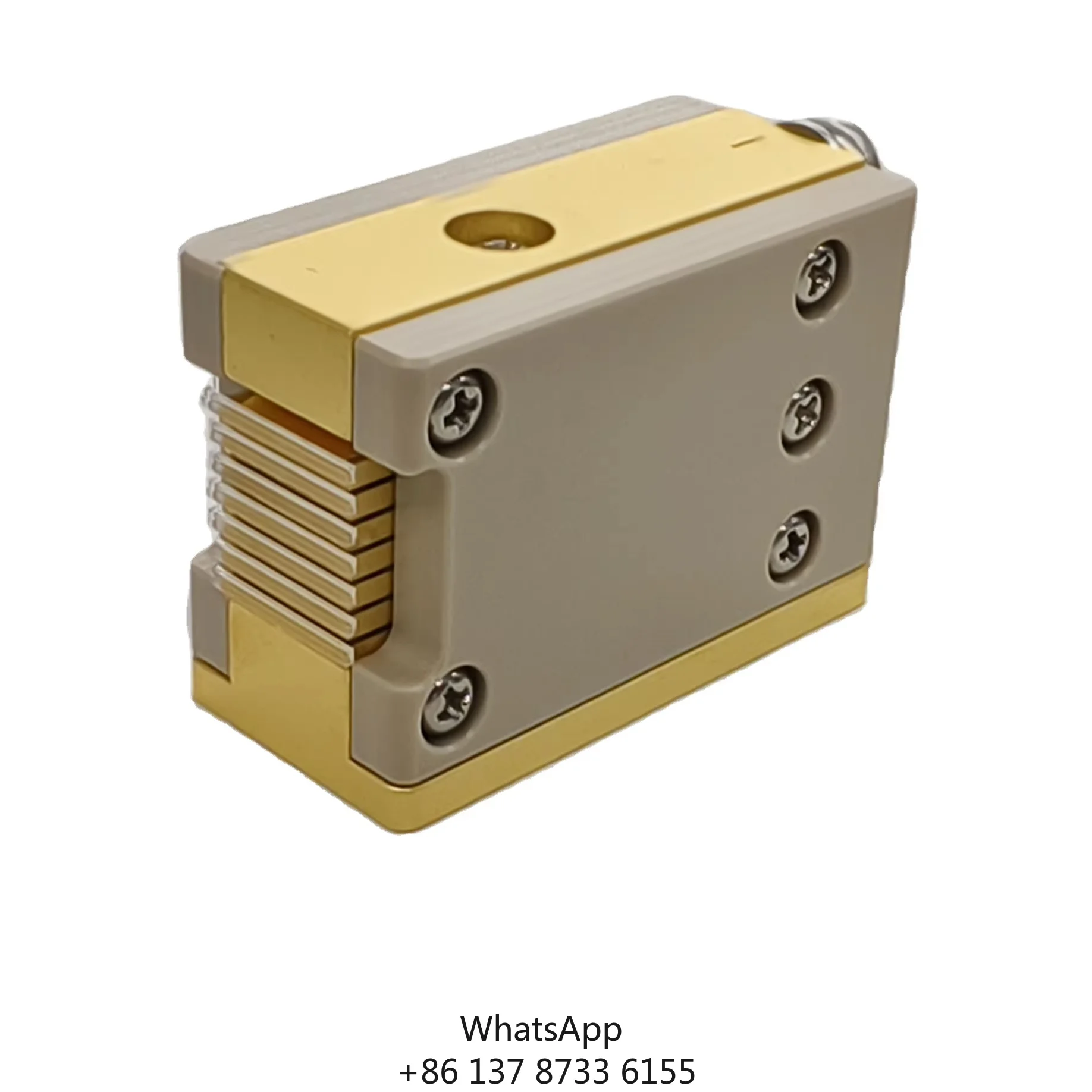 HGO Fiber Laser Stack Custom 755nm 808nm 1064nm 700W 100W High-Accuracy New Hand Piece