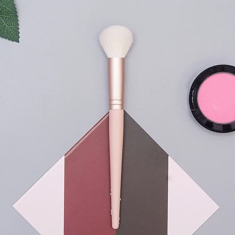 Blush Brush Bronzer Natural Goat Hair Pink Multifunctional Contour Foundation Makeup Brushes Beauty Tools