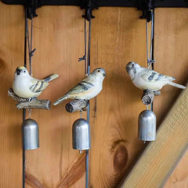 Resin Bird Wind Chime Vintage Garden Hanging Ornament for Villa Rustic European Style Outdoor Art Pendant Whimsical Yard Decor