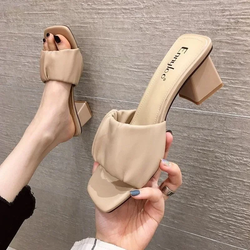 

Fashion Strange Style Women Slippers Square Open Toe Slippers Slip on Slides Summers Beach Shoes Woman Heels Zapatillas Mujer