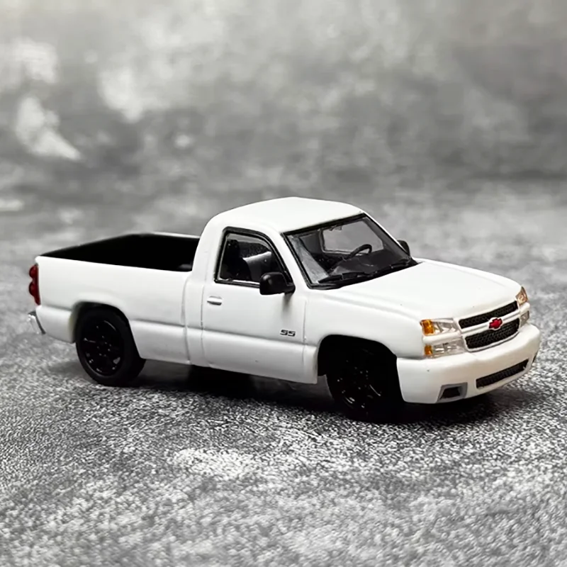 

Diecast 1:64 Scale Alloy Silverado Pickup Car Model Finished Product Simulation Toy Collection Gift Static Display