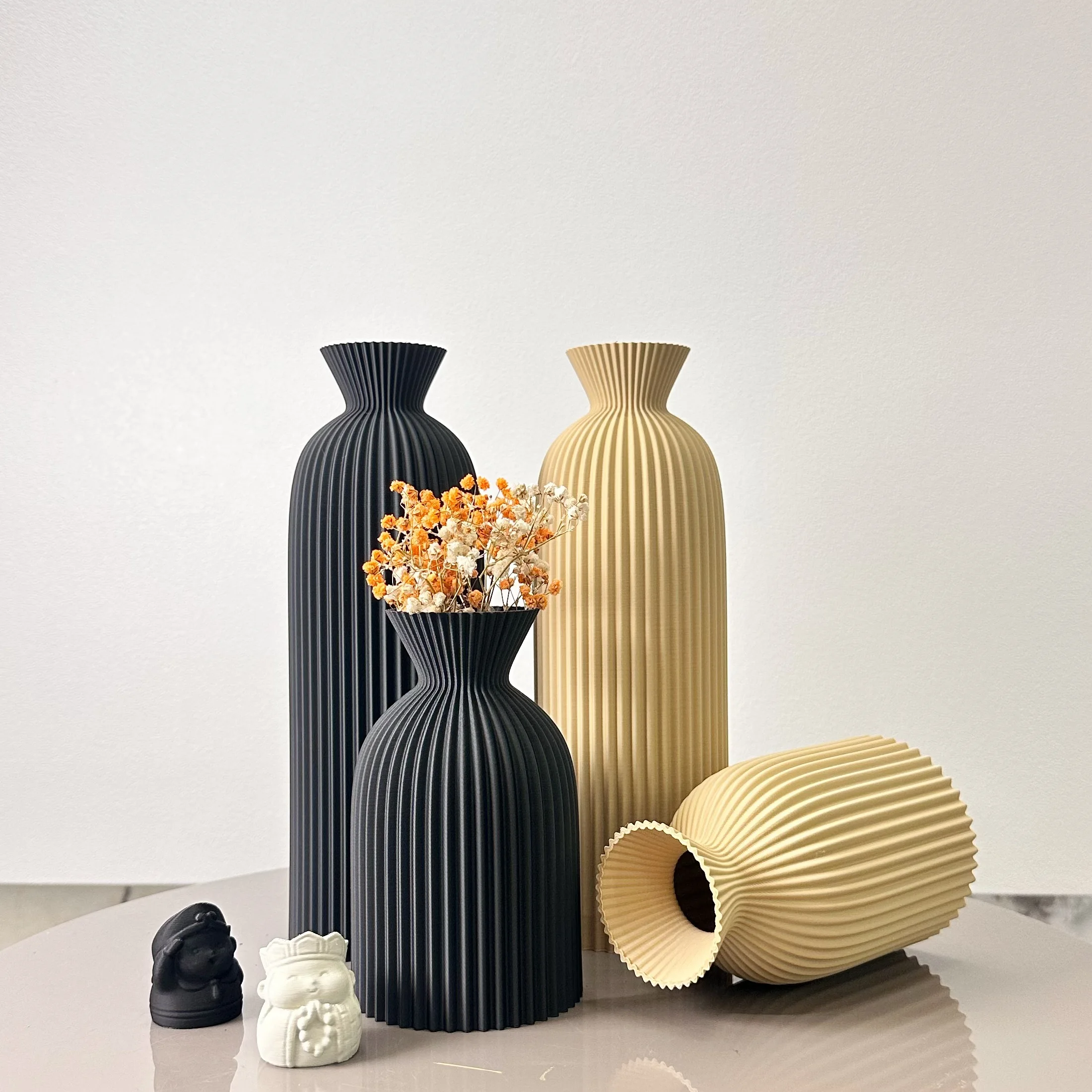 Wavy Pattern Art Dry Vase, 2-Piece Set