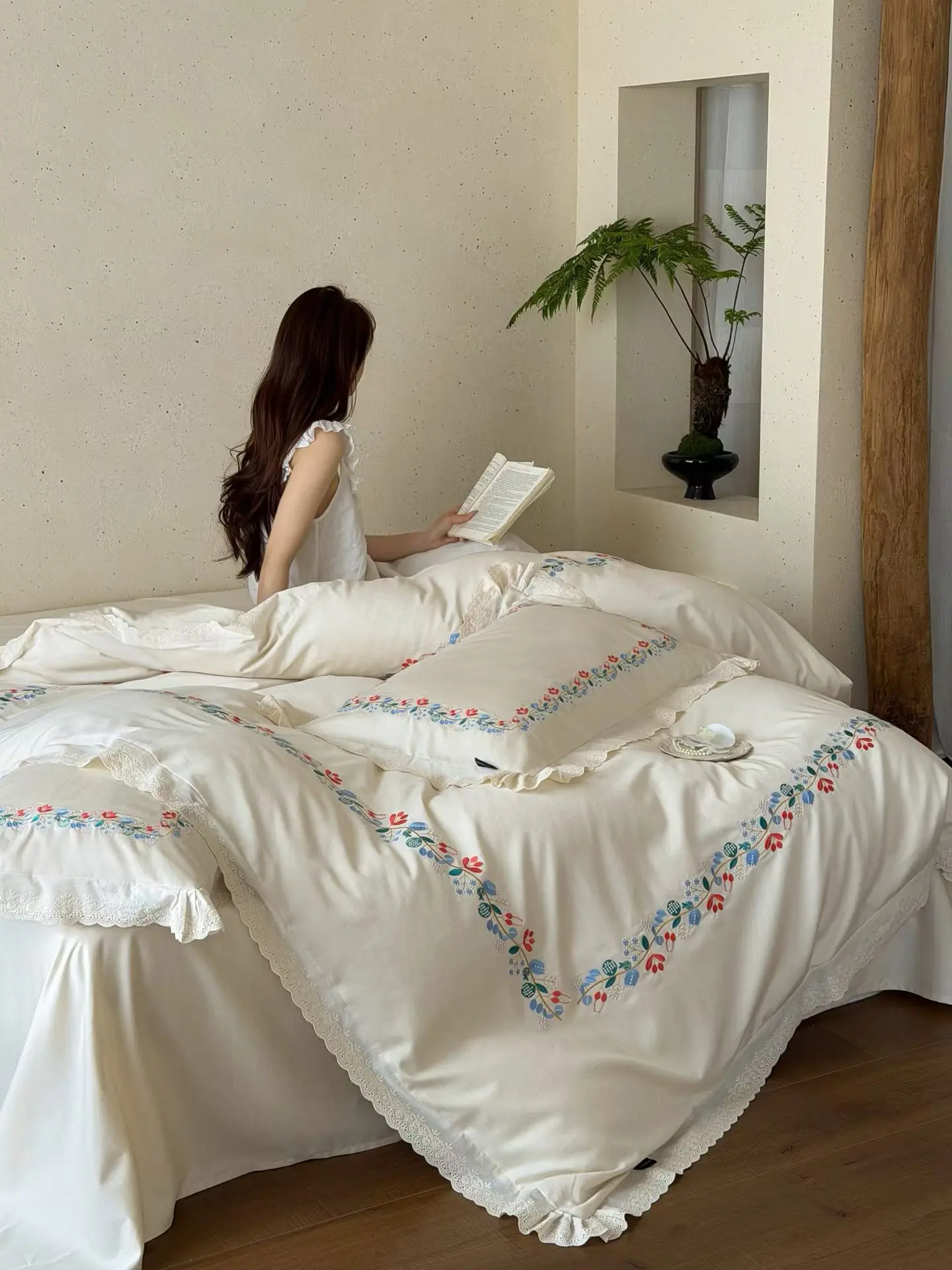 Satin Weave Cotton Linen Bedding Set, Wabi-Sabi Neutral Embroidered Bed Linens, Soft Breathable Duvet Cover Sheet Pillowcase Kit
