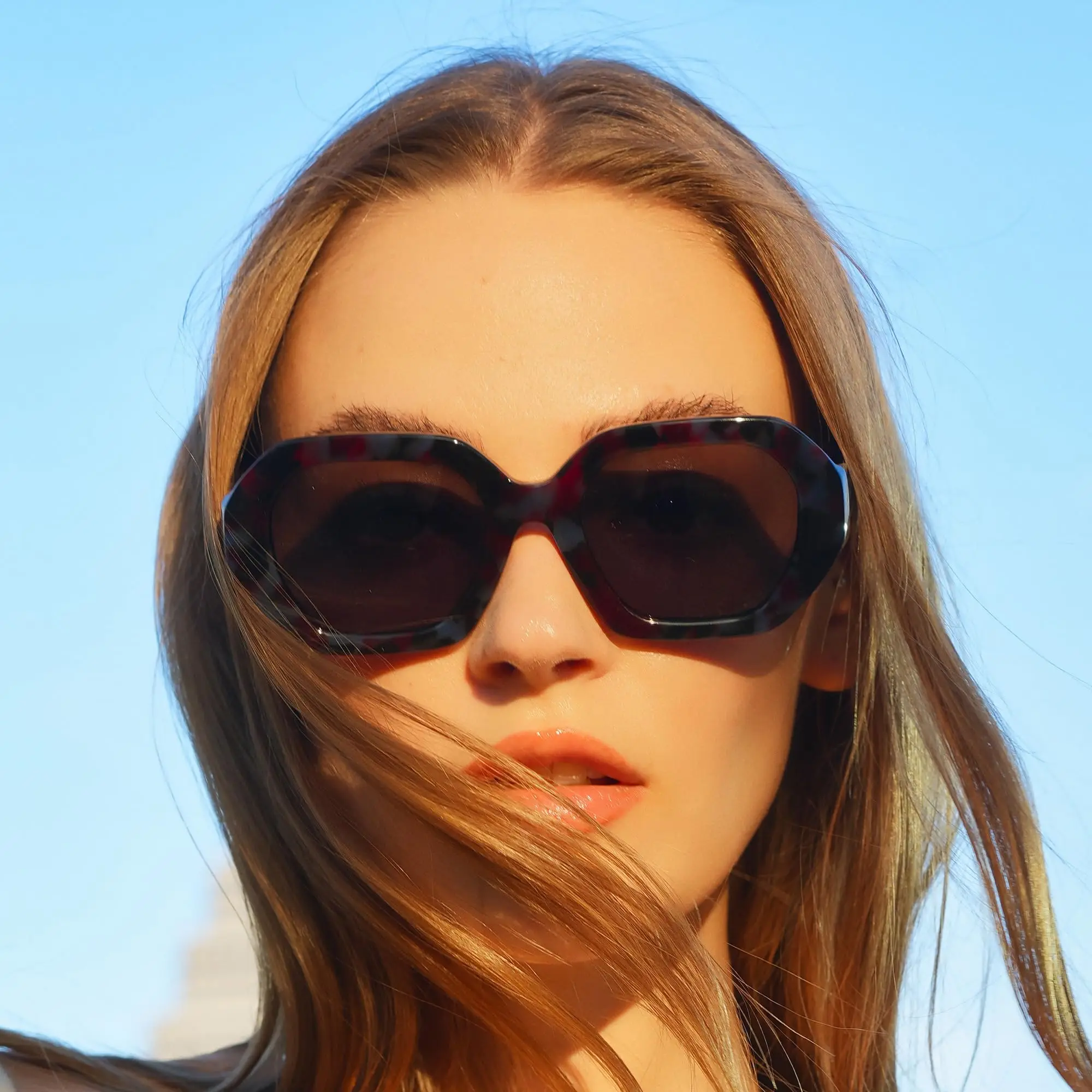 

ZENOTTIC Fashion Polarized Sunglasses for Women: Designer Hexagon Sun Glasses for Ladies - Retro shades with UV400 Protection