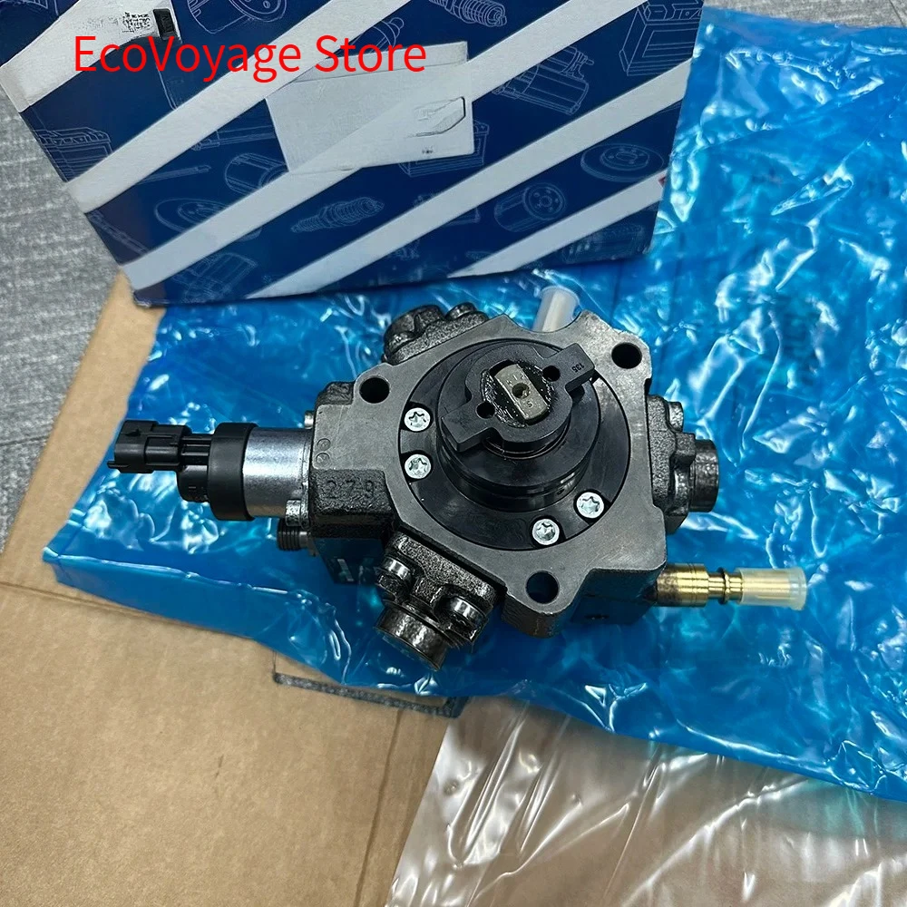 OEM BOSCH FUEL PUMP FOR FREELANDER 2, EVOQUE & DISCOVERY SPORT 2.2D - LR047217 LR030432