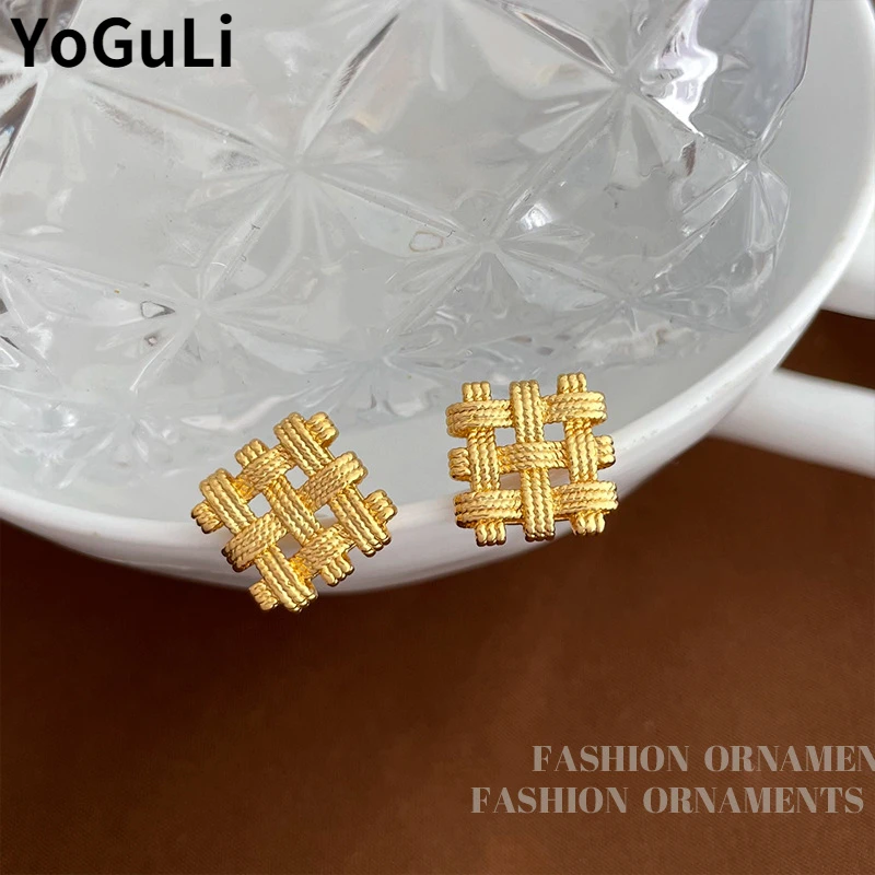 925 Silver Needle Fashion Jewelry Geometric Earrings 2022 New Trend Simply Gold Color Stud Earrings For Women Gifts