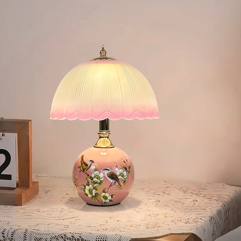 

Новая керамическая настольная лампа в китайском стиле, ретро-винтажный прикроватный ночник, роскошная теплая атмосферная лампа для спальни