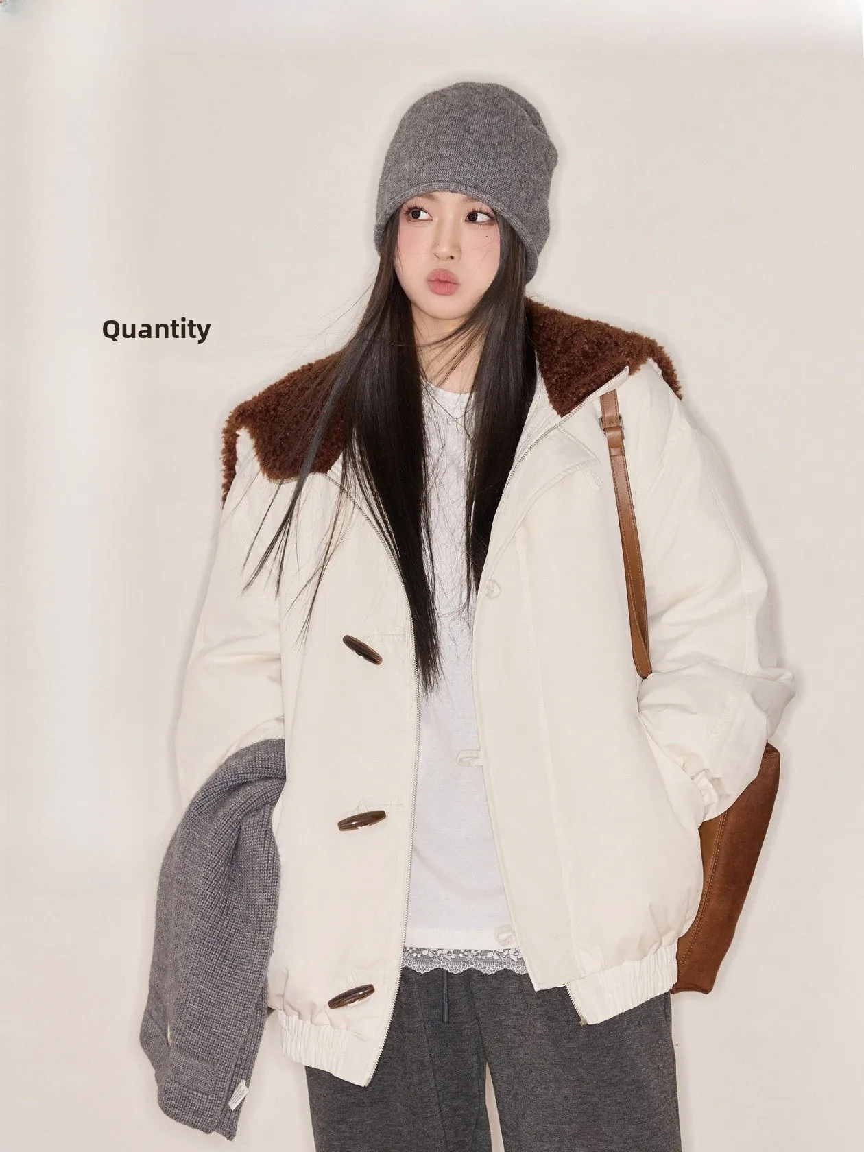 

Juu Studio "Little Flng" больших размеров, свободная цветная блузка с меховым воротником, на пуговицах, куртка для пухлых женщин, зимнее пальто