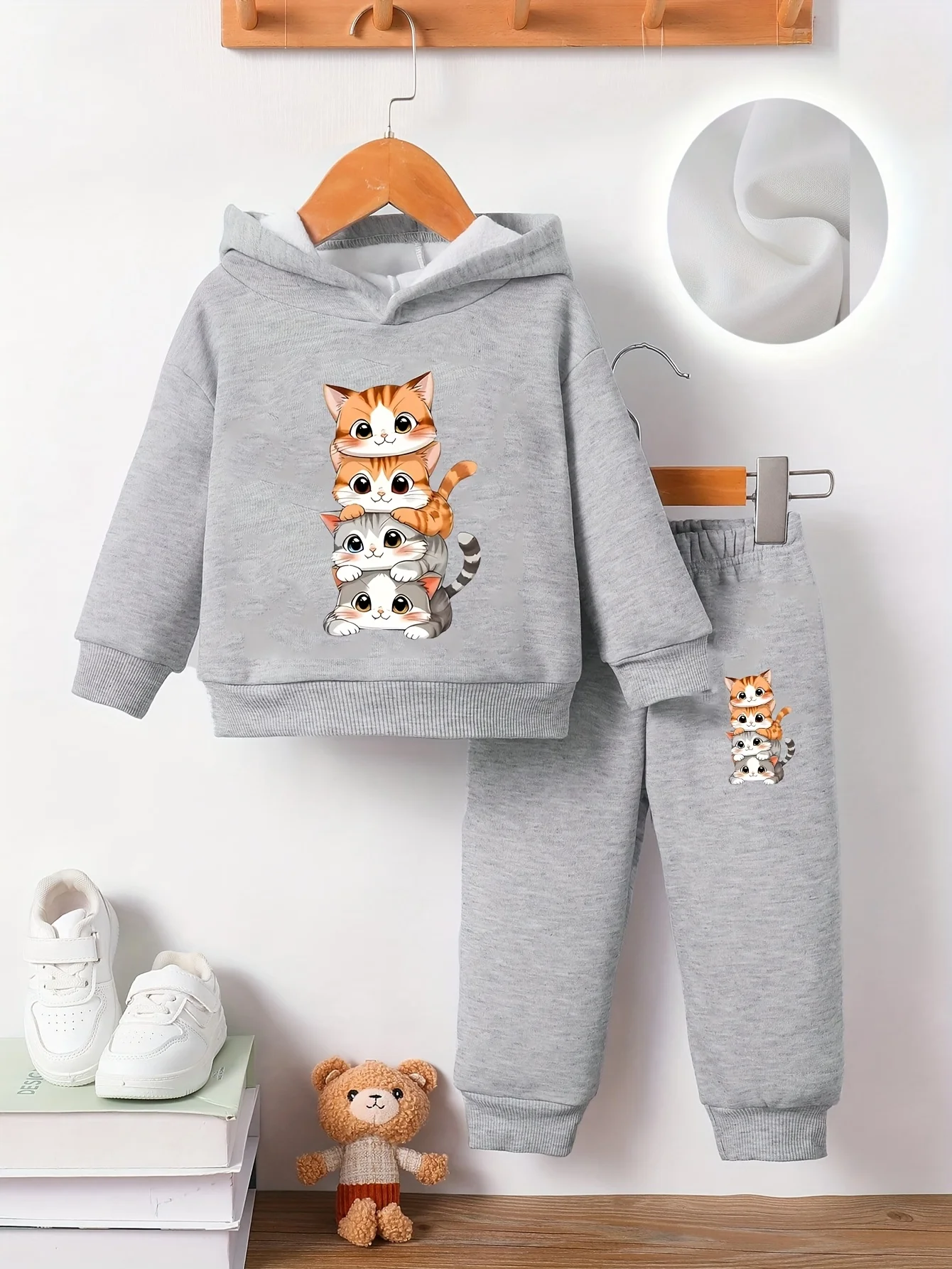 

Adorable Cat Patterned Fleece Hoodie And Sweatpants Set for Baby Girls Long Sleeve Snug Fit Autumn Winter Gift Set