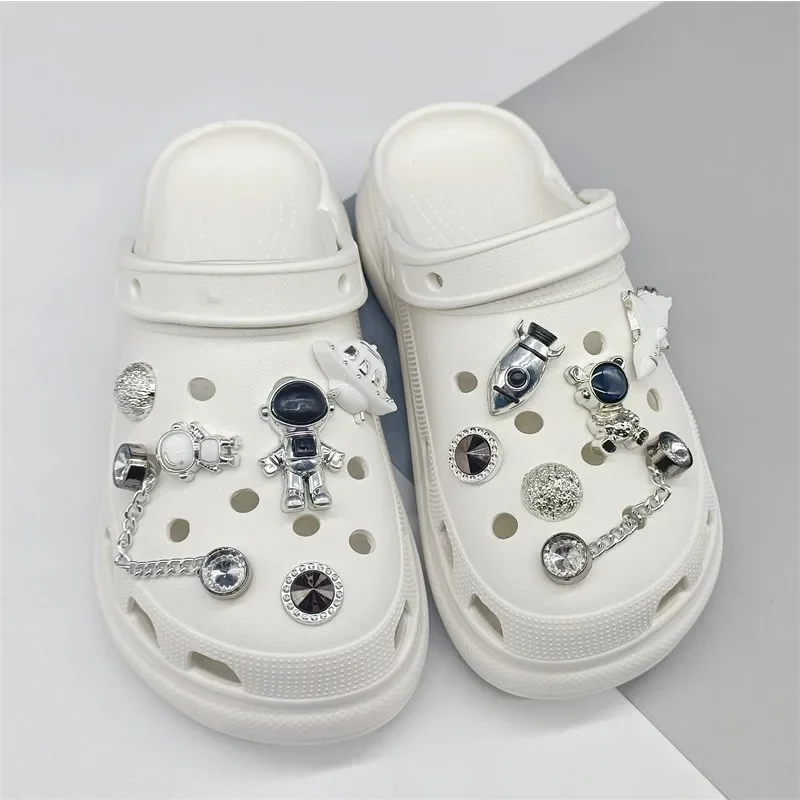 

Creative Rocket Astronaut Hole Shoes Shoe Charms Accessories Shoe Buckle Silver Planet Garden Beach Shoes Decorations